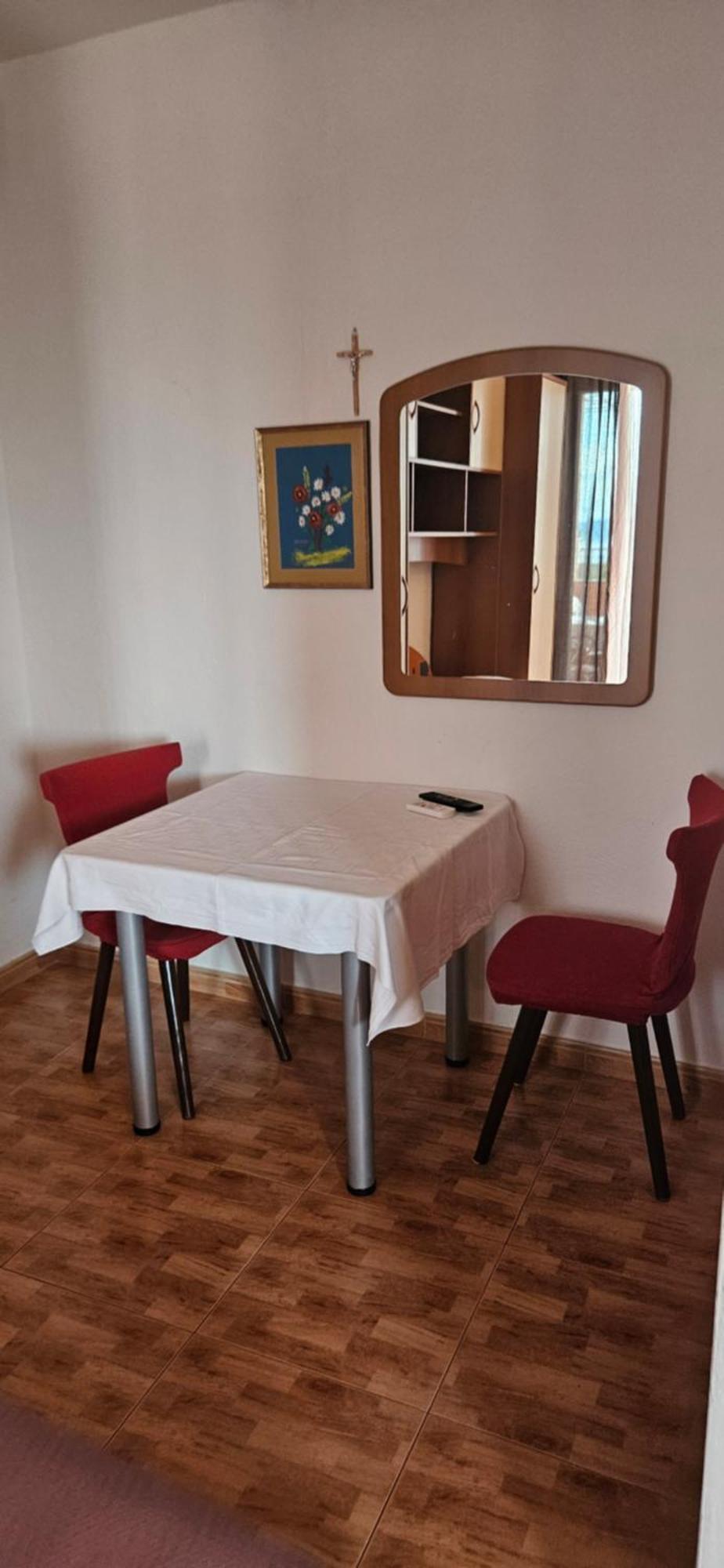 Milena-miki Apartment *
